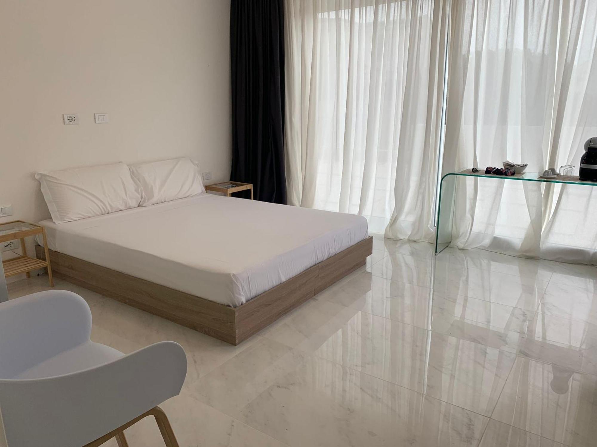 Smart Luxury Suites & Apartments 오로세 객실 사진