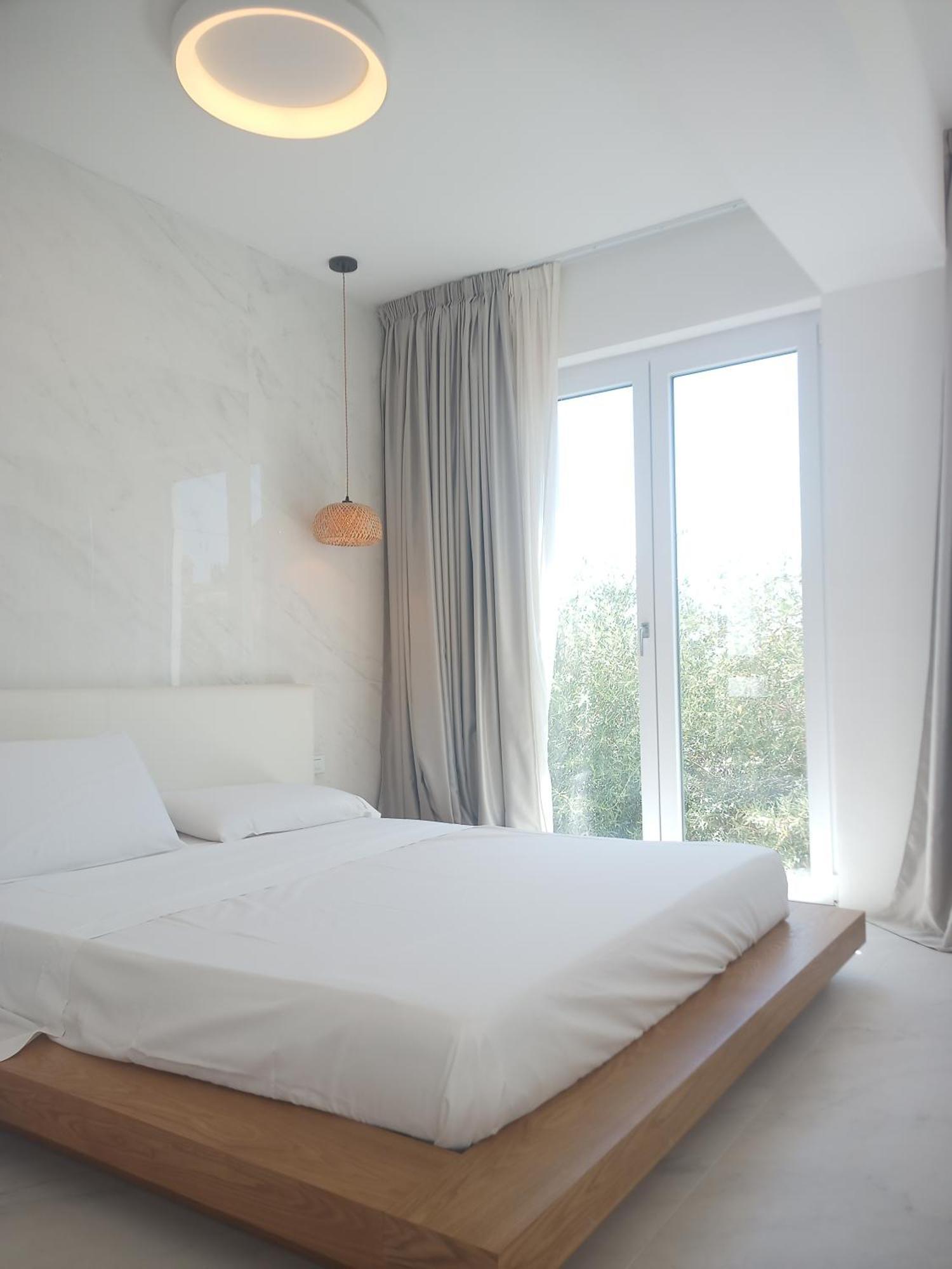Smart Luxury Suites & Apartments 오로세 외부 사진