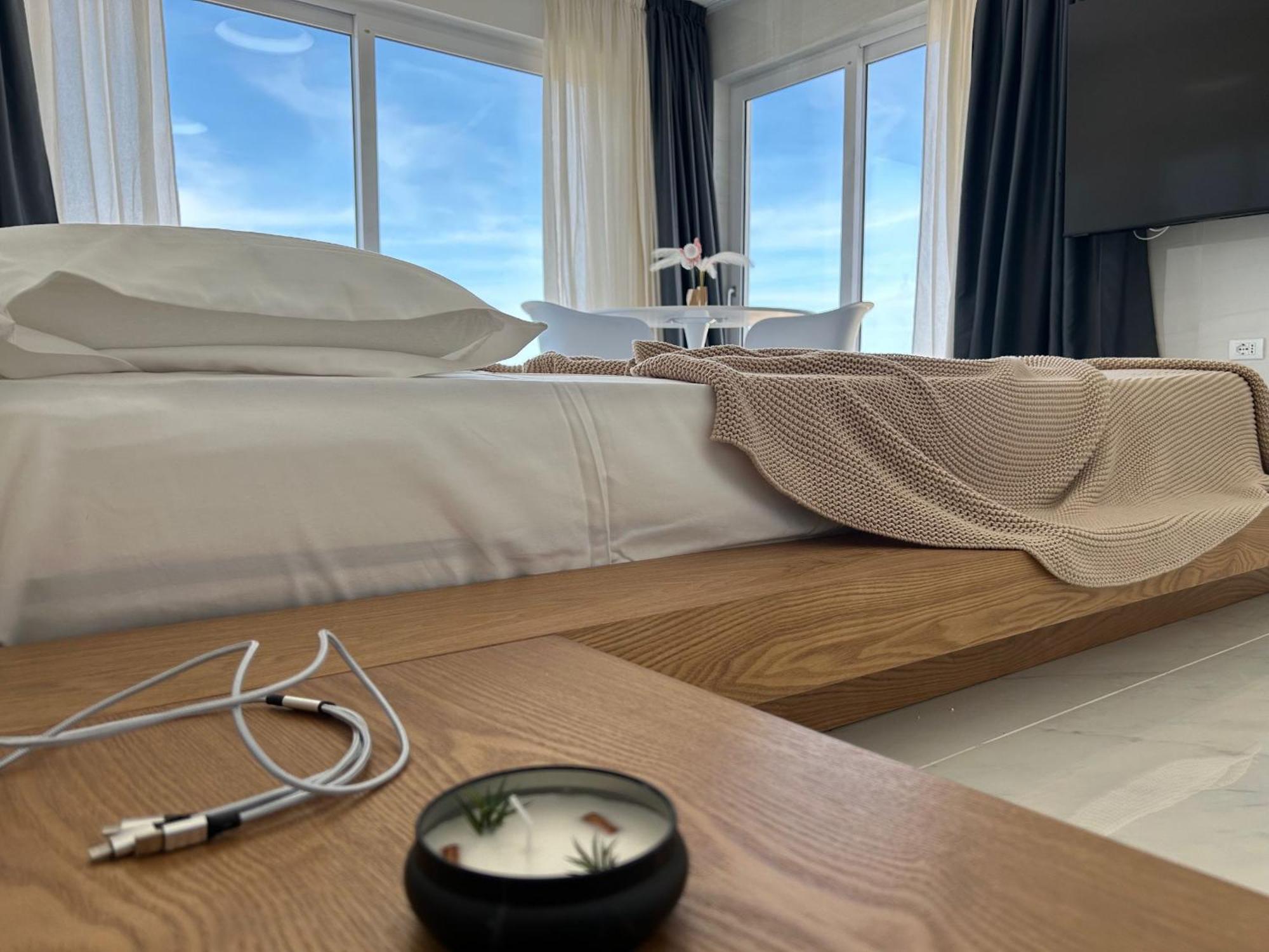Smart Luxury Suites & Apartments 오로세 외부 사진