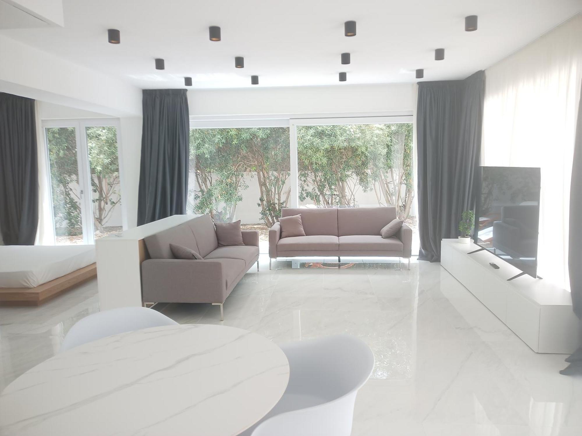 Smart Luxury Suites & Apartments 오로세 외부 사진