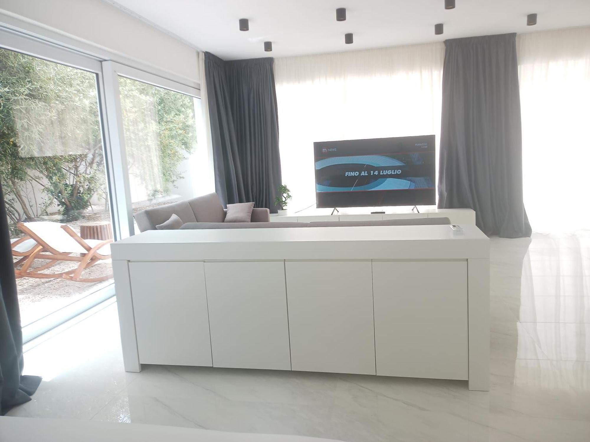 Smart Luxury Suites & Apartments 오로세 외부 사진